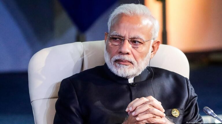 क्यू हाई कोर्ट ने प्रधानमंत्री मोदी के खिलाफ 6 साल के लिए चुनावी प्रतिबंध लगाने की मांग को खारिज कर दिया High Court rejected the demand for electoral ban against Prime Minister Modi for 6 years