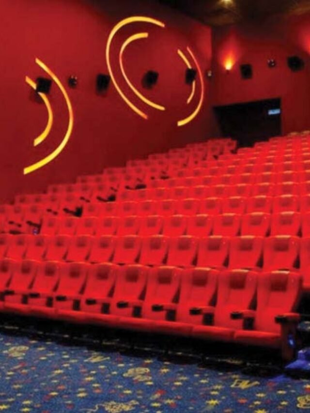 cropped-1708665212_cinema-lovers-day.jpg